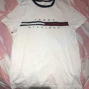 White Tommy Hilfiger tshirt